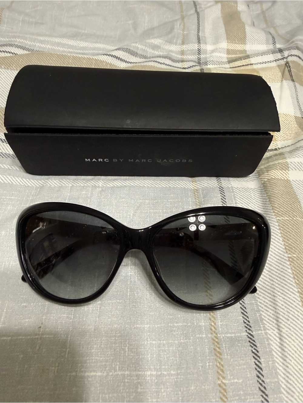 Marc by Marc Jacobs Black Oversized Women's Sunglasses